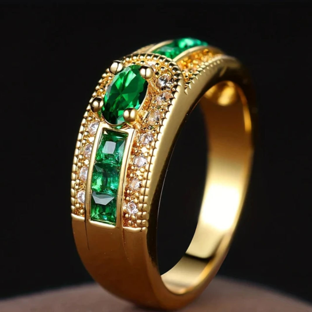 GREEN BRIGHT GOLD RING