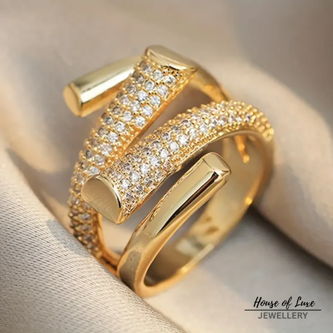BRILLIANCE GOLD RING