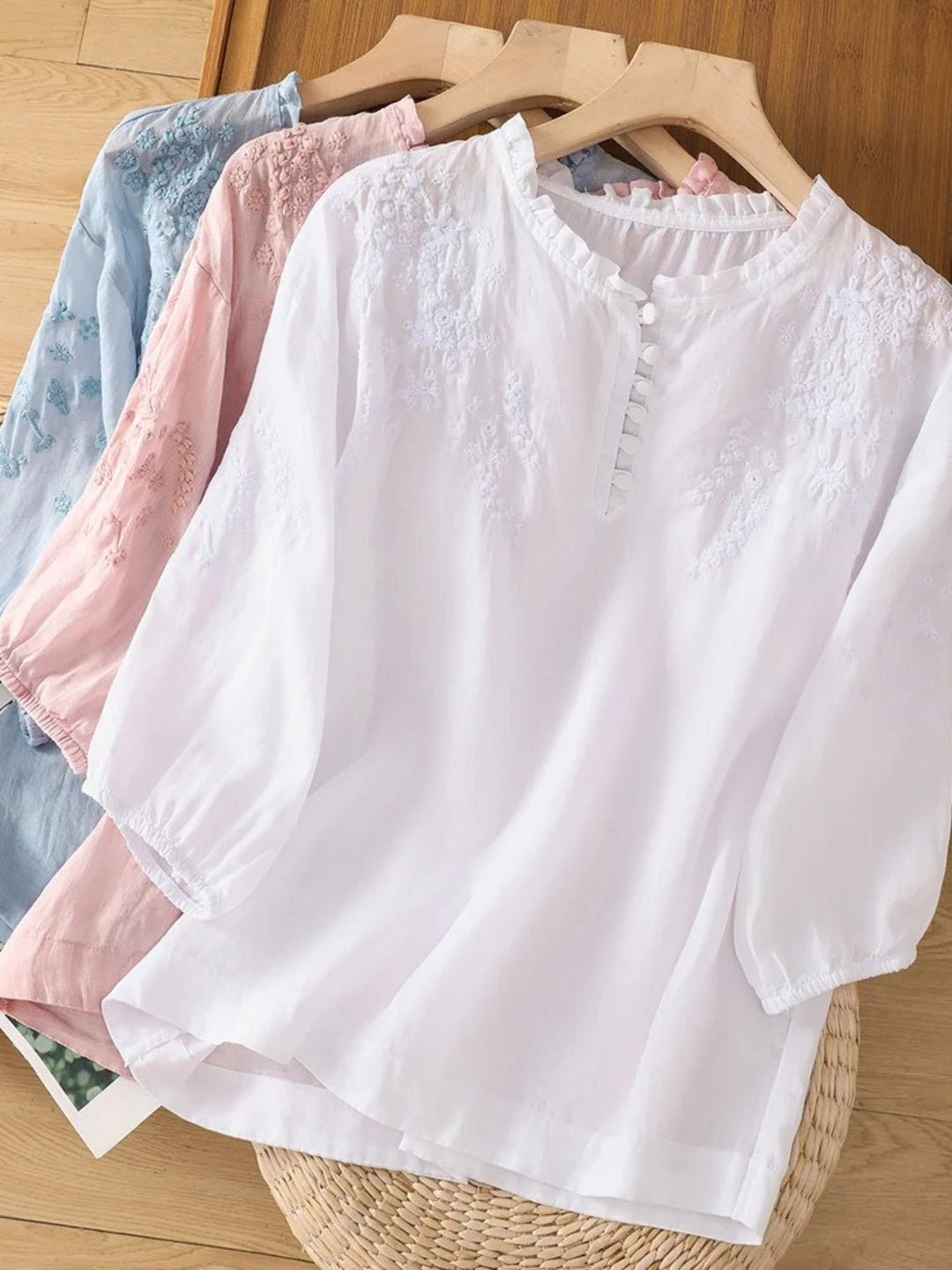 Kissina | Embroidered Cotton Linen Blouse