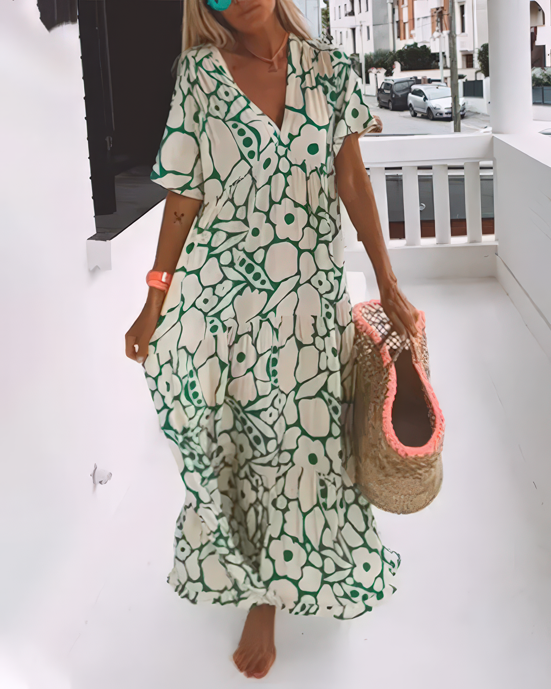 ZOÉ | Lightweight Dress with Print and V-Neck