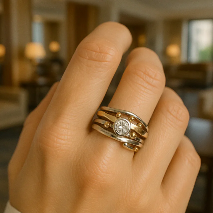VINTAGE GOLD INLAID ZIRCONIA RING