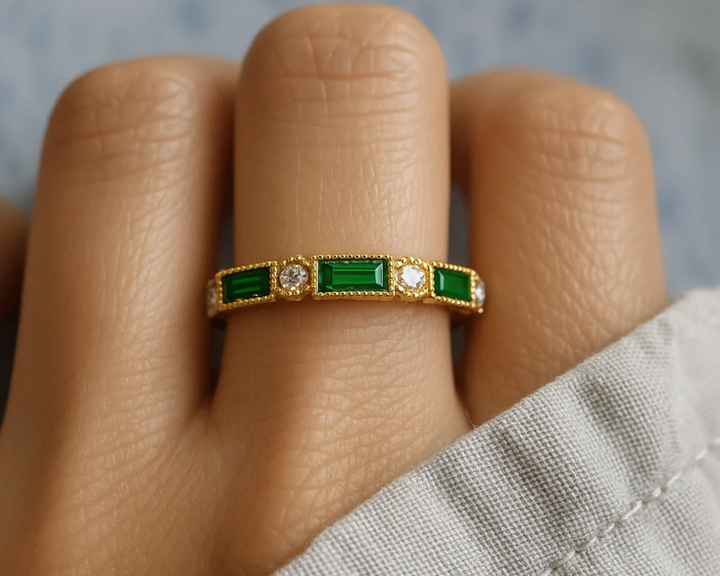 GREEN INLAID ZIRCONIA RING