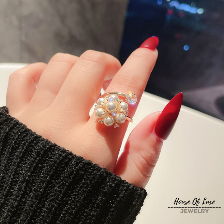 ELEGANT ADJUSTABLE PEARL RING