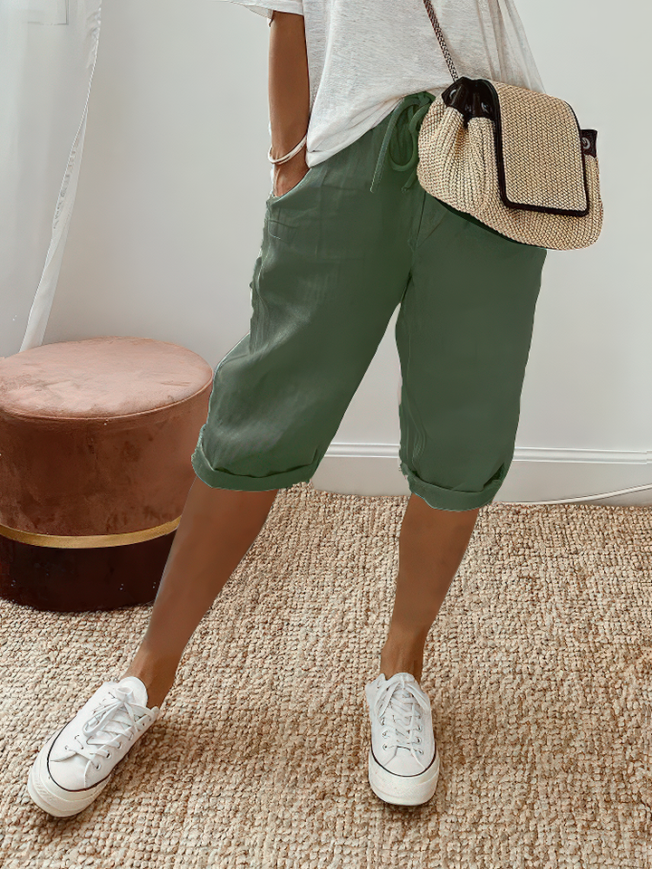 Marthe | Comfortable Shorts with Rolled Hem