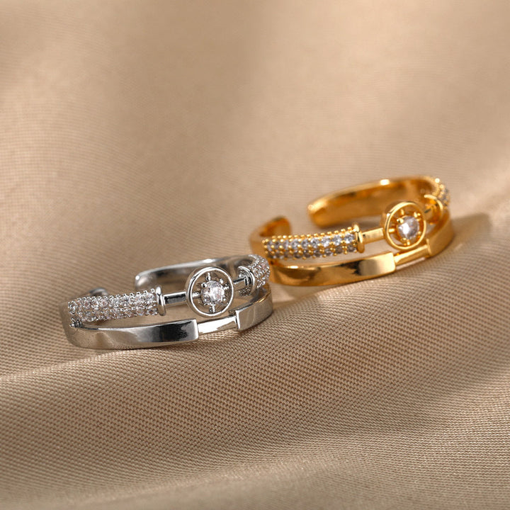 DAISY ADJUSTABLE STAR RING IN GOLD ZIRCON