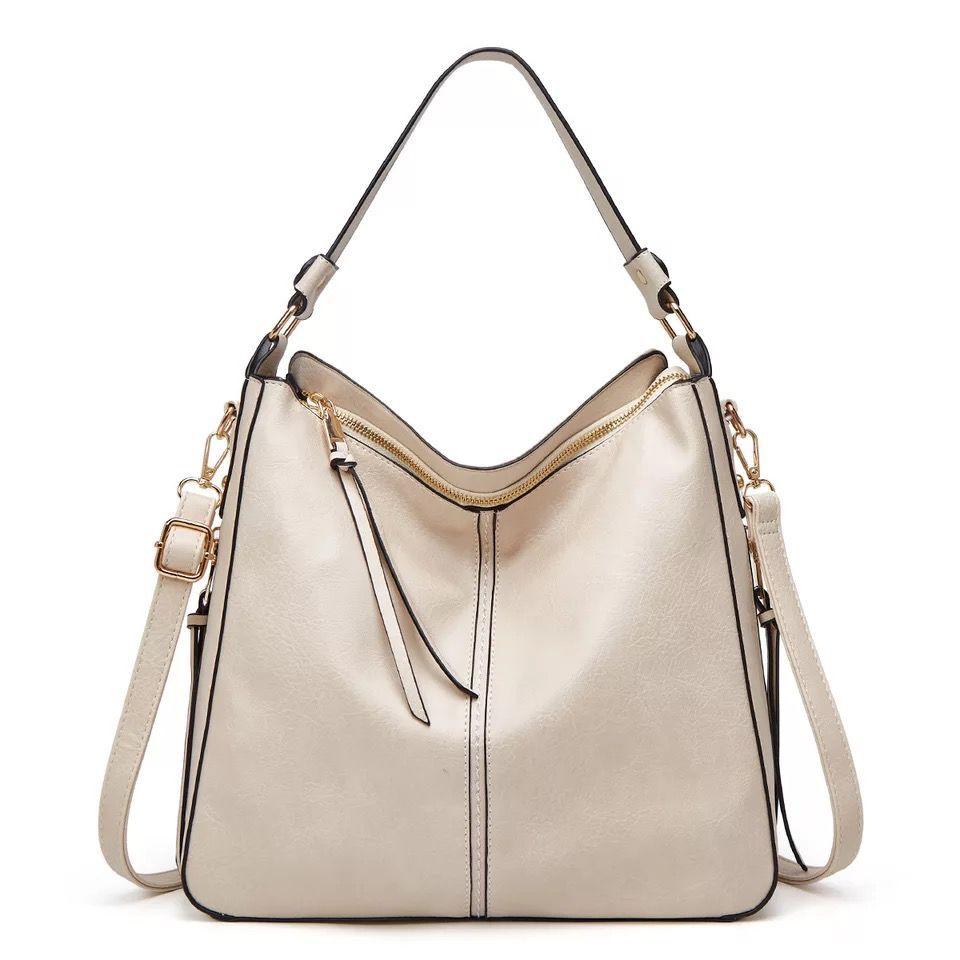 Luna |  Elegant and spacious leather bag
