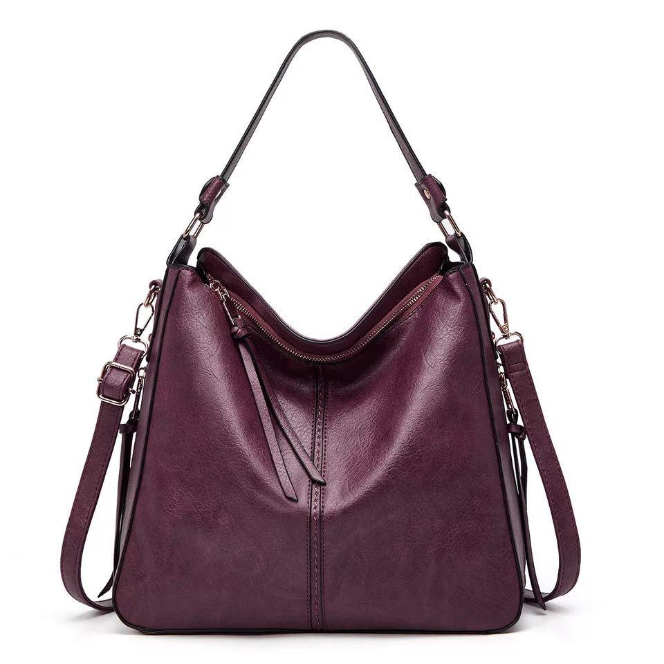 Luna |  Elegant and spacious leather bag