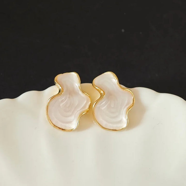 Belle Bow Earrings