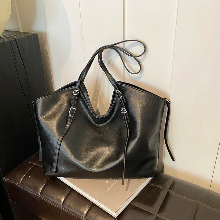 nicole | everyday bag with large capacity