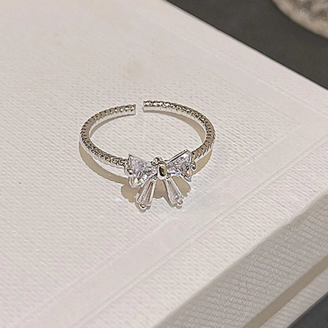 Grace Bow Ring