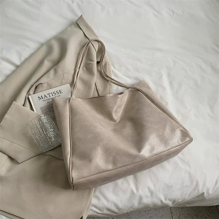 lisa | spacious brown tote bag in faux leather