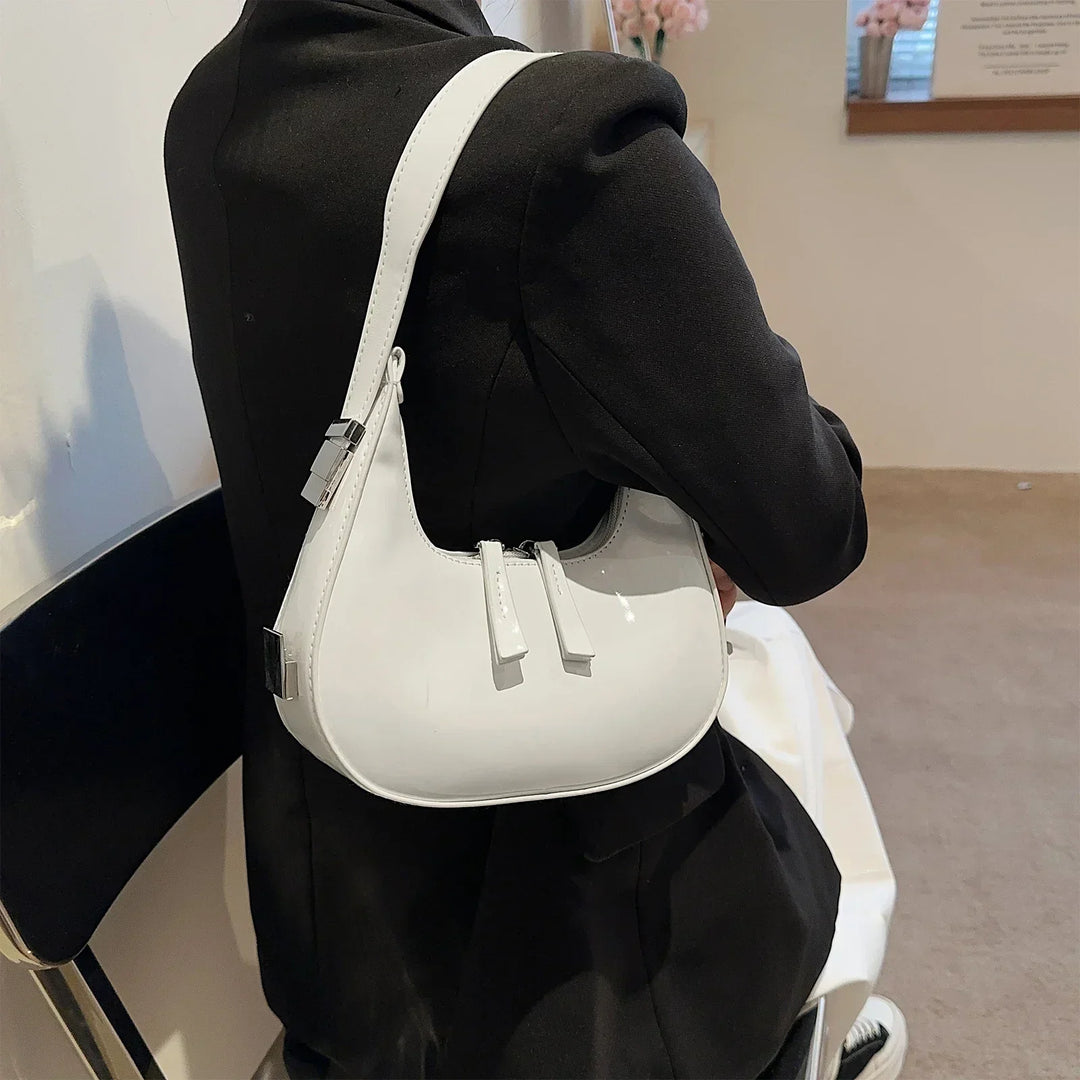 bella | vintage half-moon shoulder bag