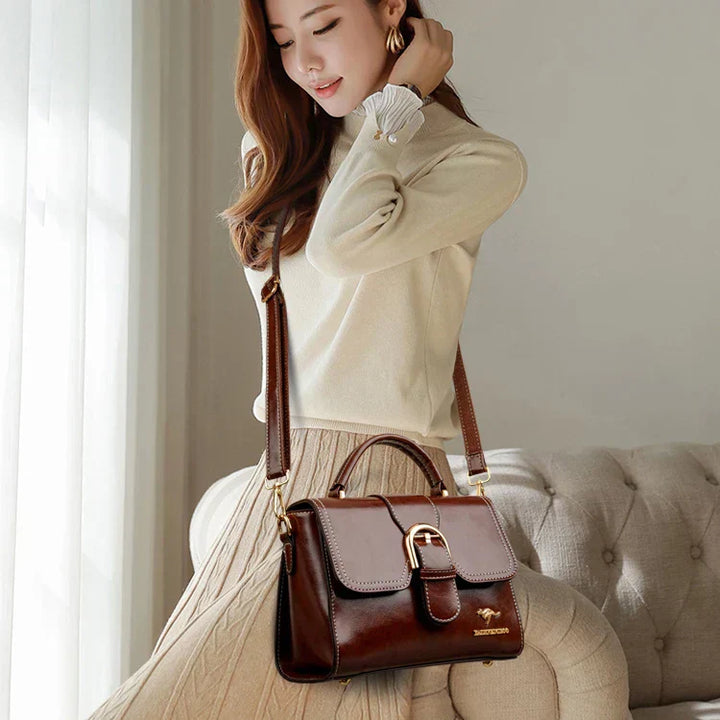 Sandra |  luxurious mini bag with classic clasp