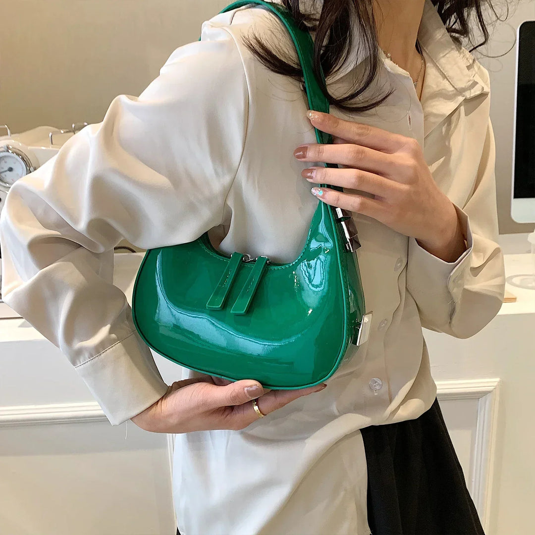 bella | vintage half-moon shoulder bag