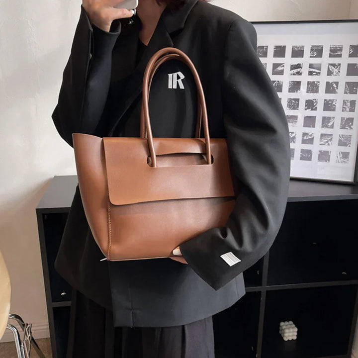 tova | minimalist shoulder bag in faux leather
