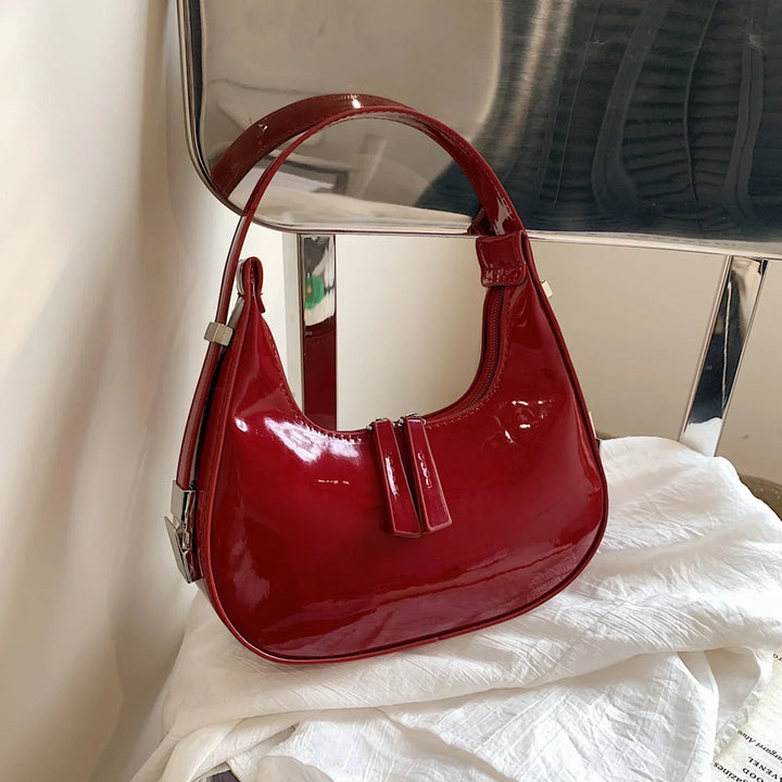 bella | vintage half-moon shoulder bag