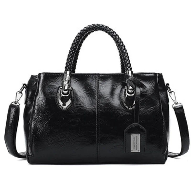Pia | Elegant leather bag with braided handles