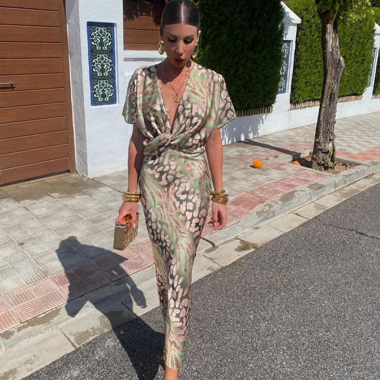 Kelsey | Long Dress with V-Neck and Twisted Finish