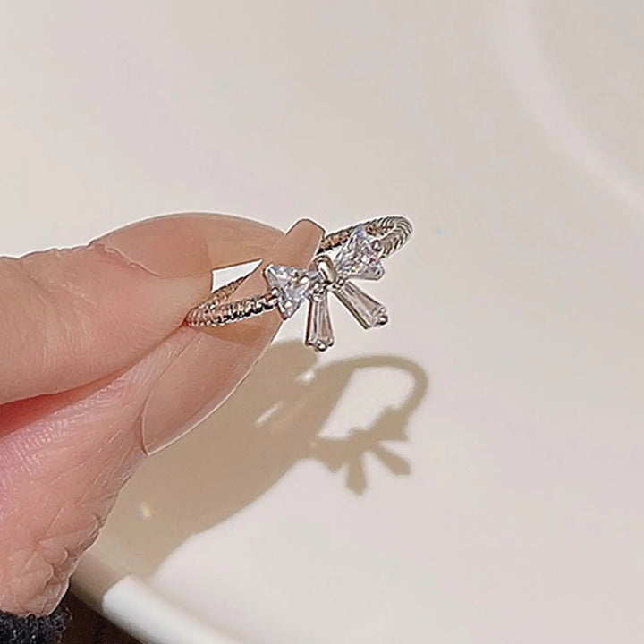 Grace Bow Ring