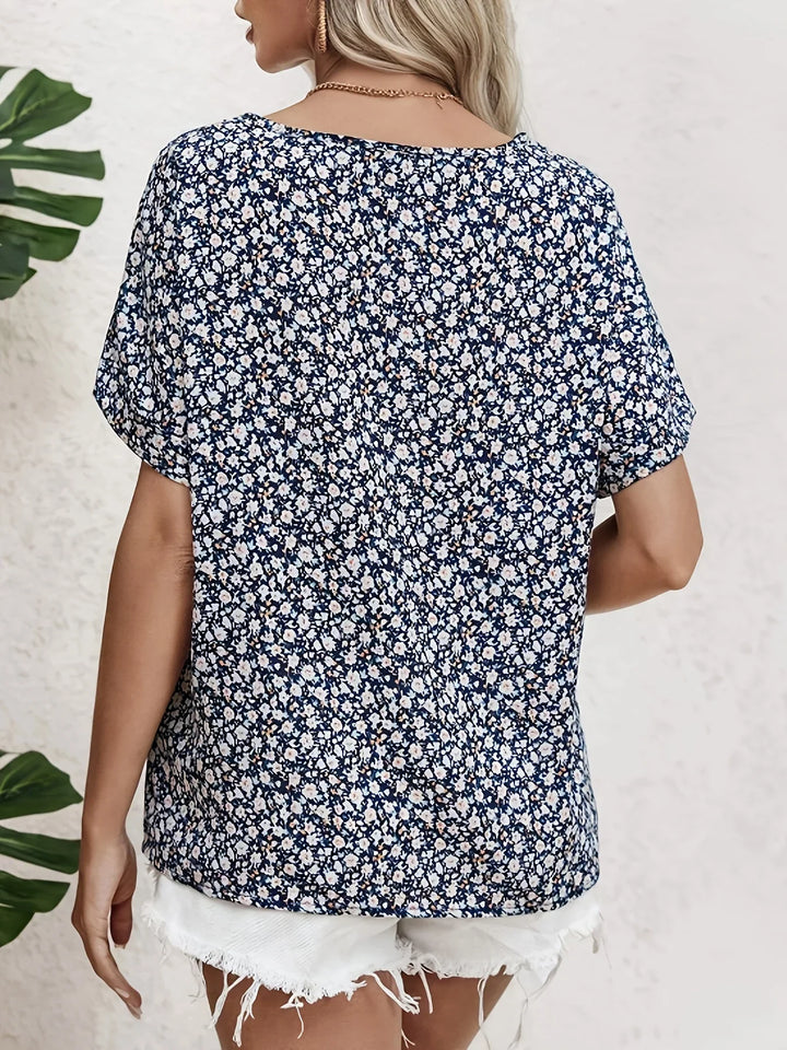 Carrie | Chic Floral Print Blouse