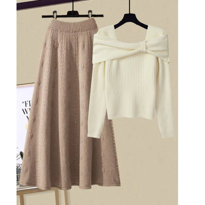 Elle | Beautiful two-piece set with bow