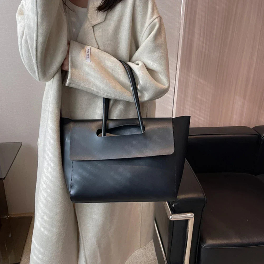 tova | minimalist shoulder bag in faux leather
