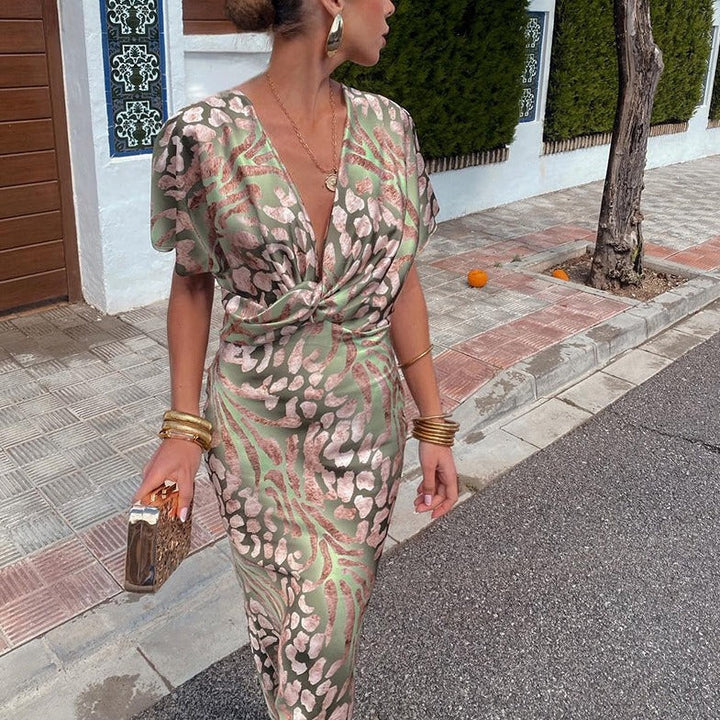 Kelsey | Long Dress with V-Neck and Twisted Finish