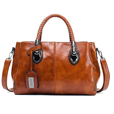 Pia | Elegant leather bag with braided handles