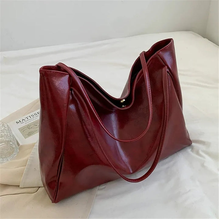 lisa | spacious brown tote bag in faux leather