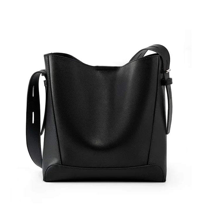 tine |  elegant sand-colored shoulder bag with belt handle