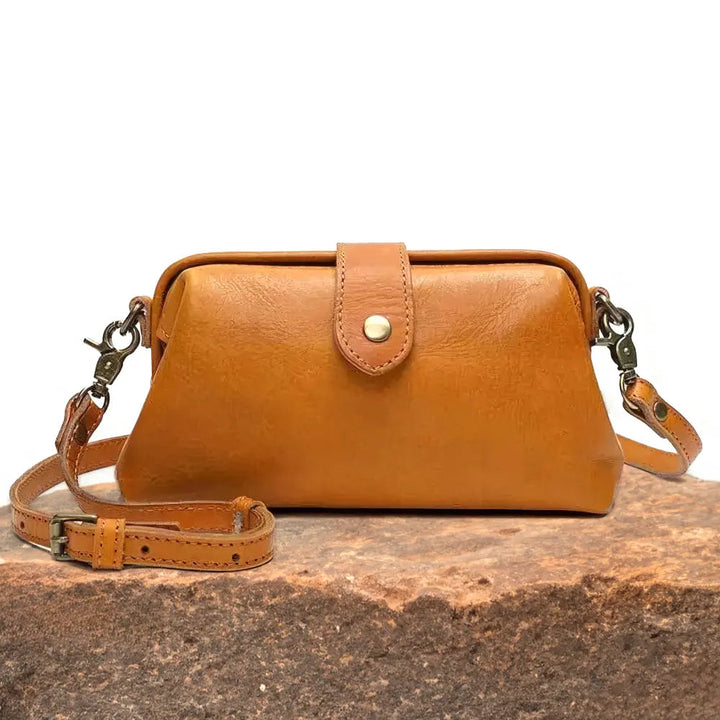 Sarah | Classic Leather Crossbody Bag for Women
