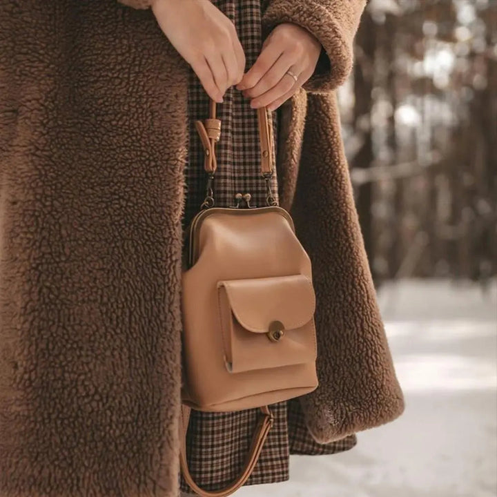 Anna | Chic Leather Bag with Kiss-Lock Closure
