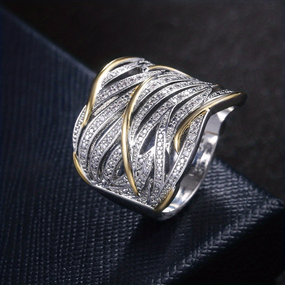 ELEGANT MULTILAYER TWISTED RING