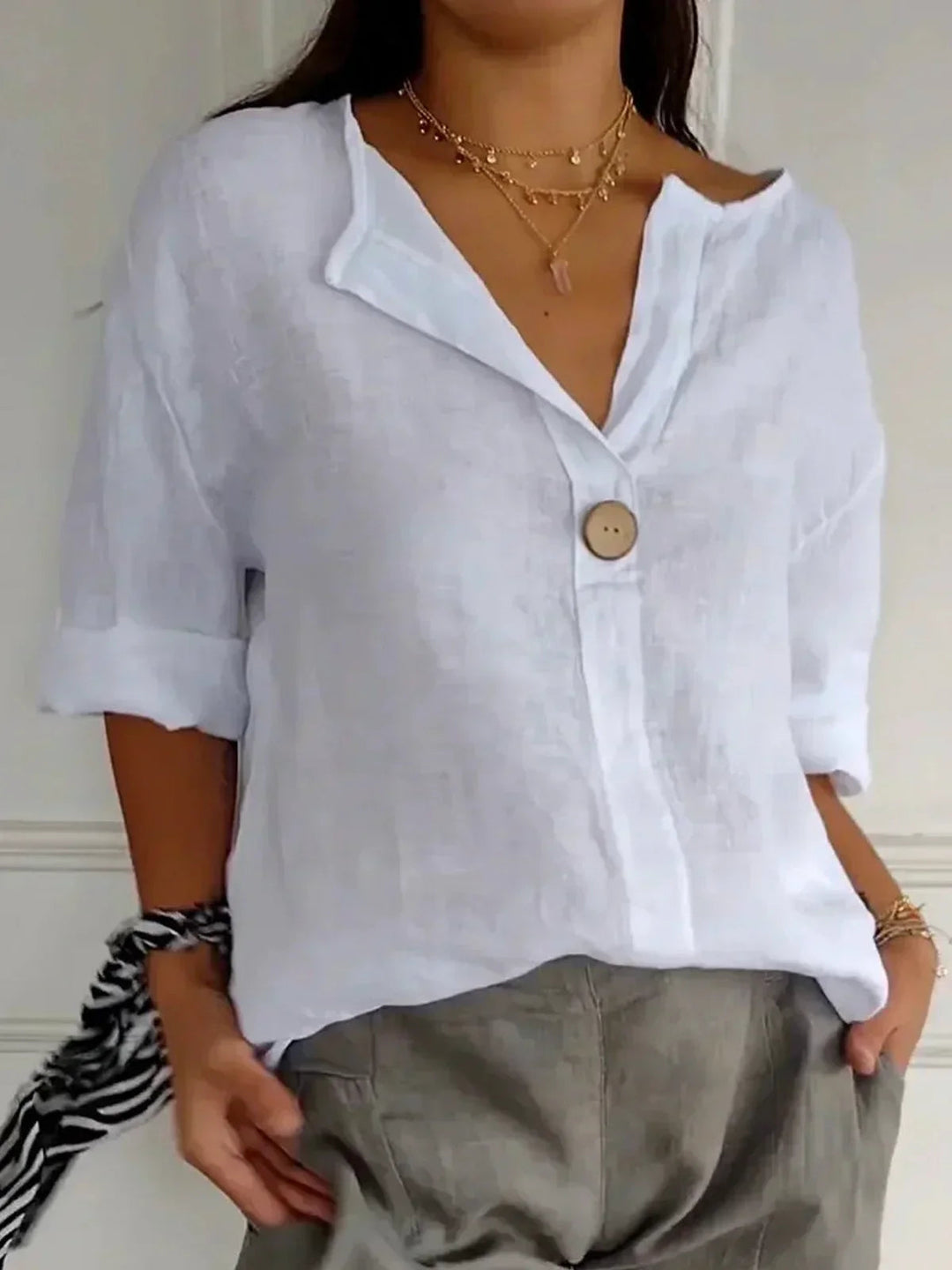 Yvonna | Chic Comfort Blouse