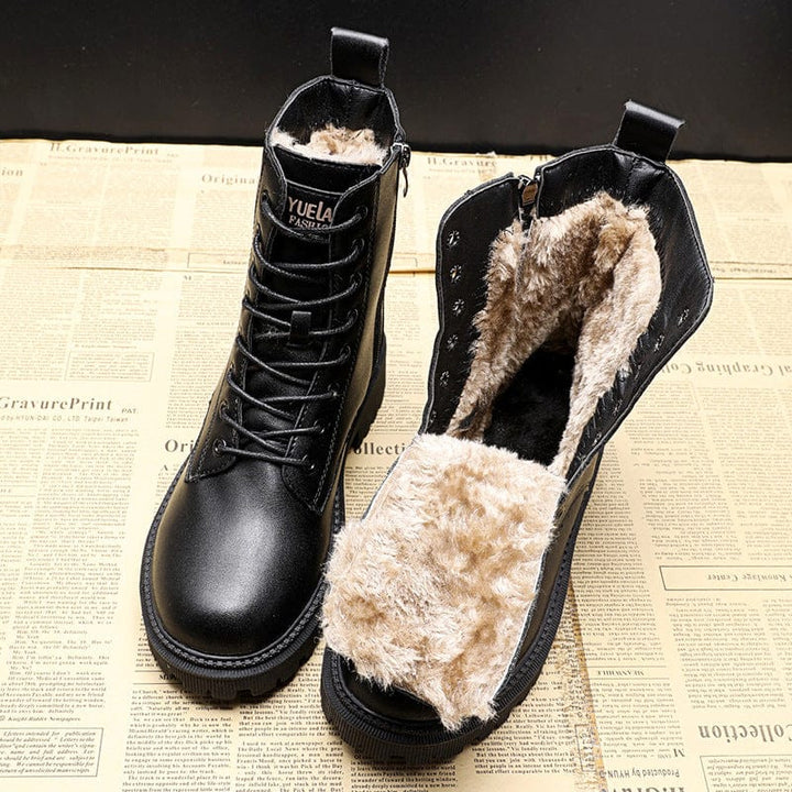 Helena | Lace-up boots with lined interior